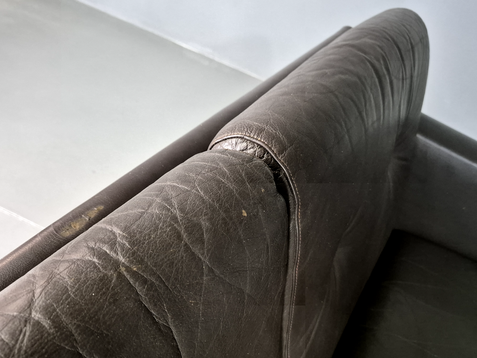 2 Seat Sofa Vintage Danish Brown Leather 1970s Retro MCM EB7314 M2SS14