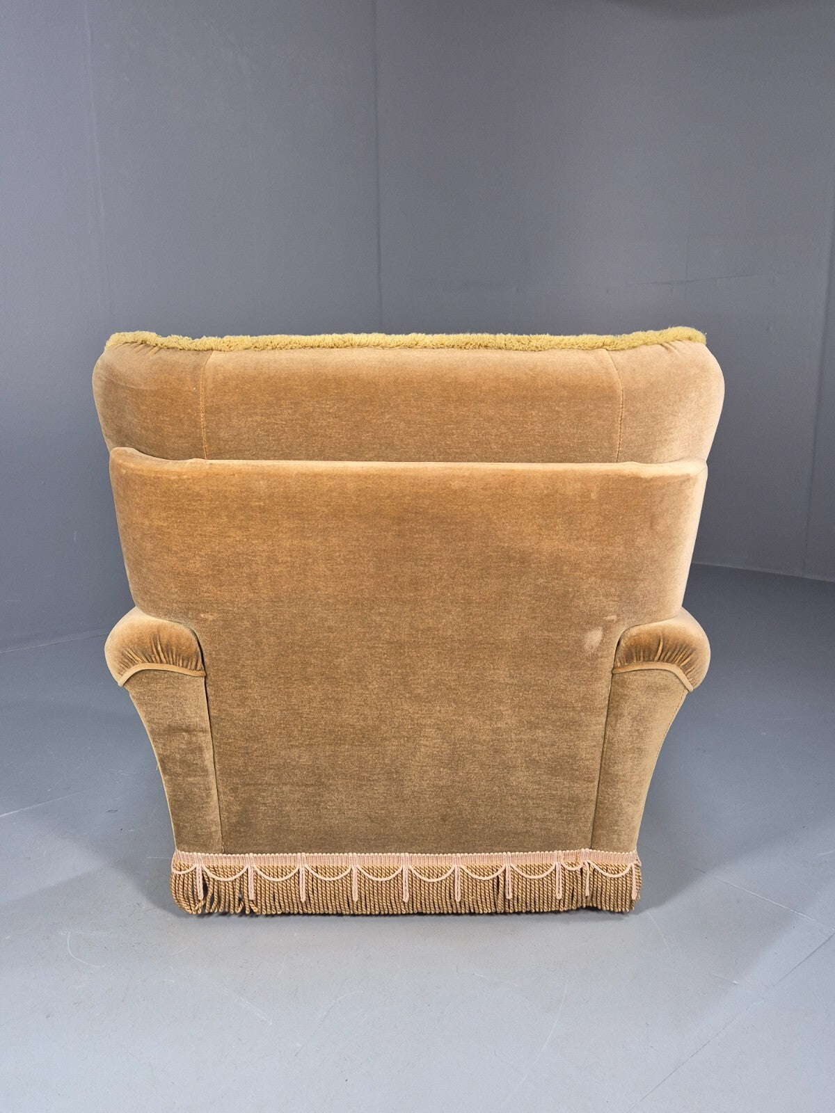 Vintage Gold Velour Danish Lounge Chair Chintzy Kitsch 1970s Retro EB9784 MNOR11