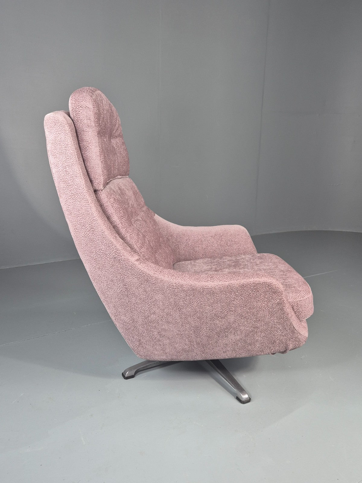 Vintage Mid Century Swivel Bucket Chair Danish 1970s New Upholstery EB11819 MSWI3
