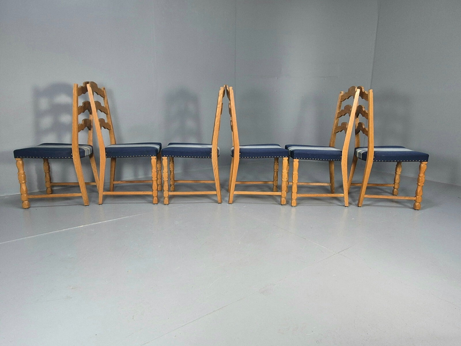 Six Oak Dining Chairs Blue Fabric Henning Kjaernulf Style Vintage EB9361 MDIN - UKDK FURNITURE