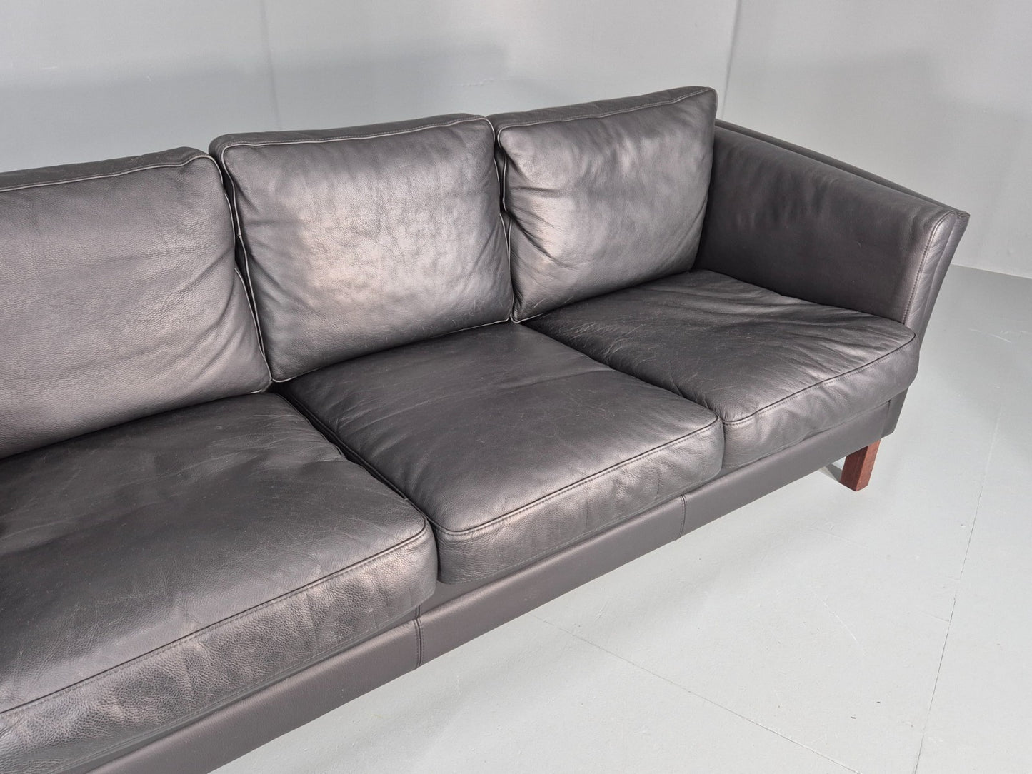 Vintage 3 Seat Sofa Danish Black Leather Mid Century Retro Design EB10481 M3SS3