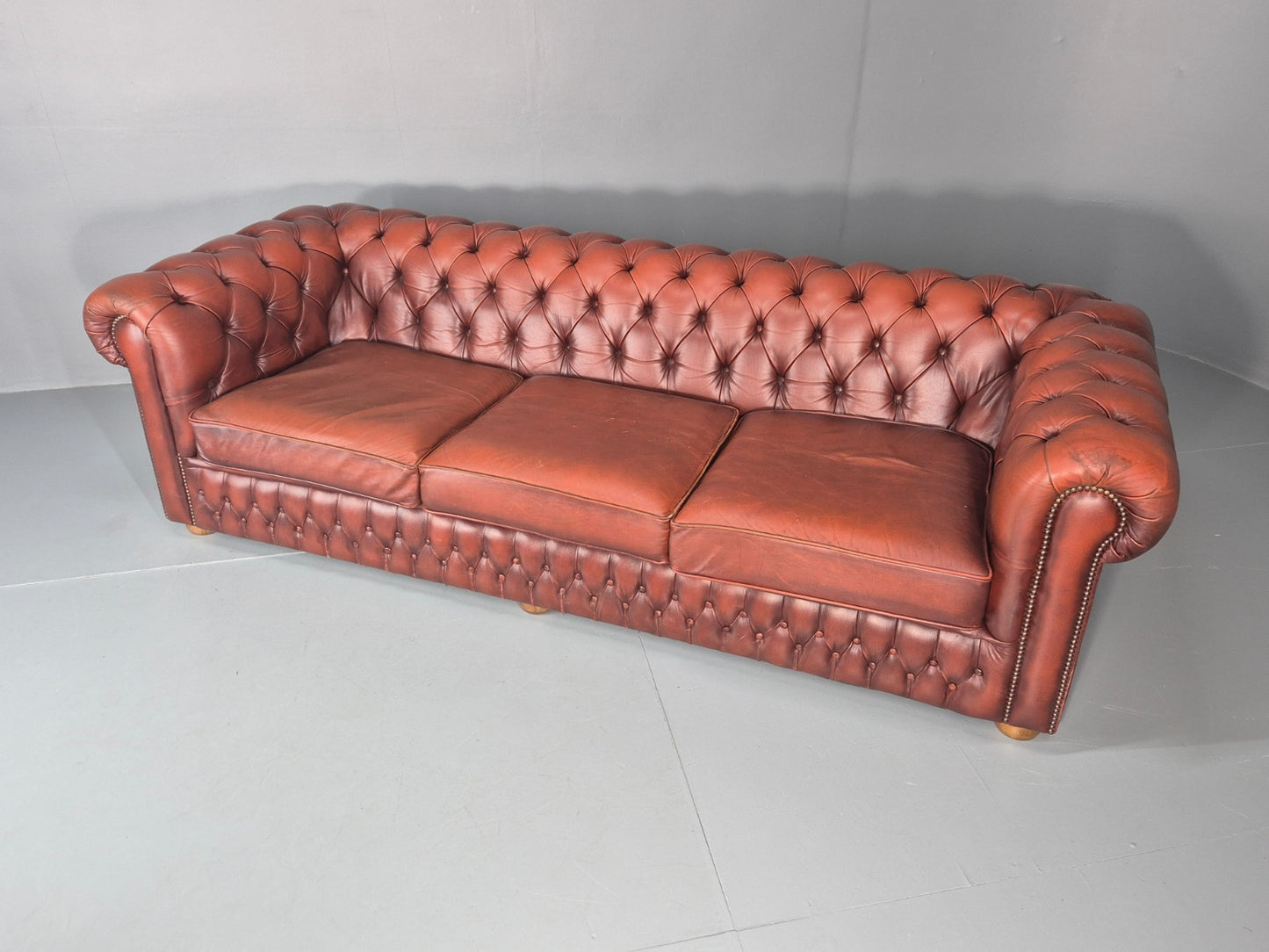 3 Seater Chesterfield Sofa Red Leather Studded Vintage EB11021 VCHE6