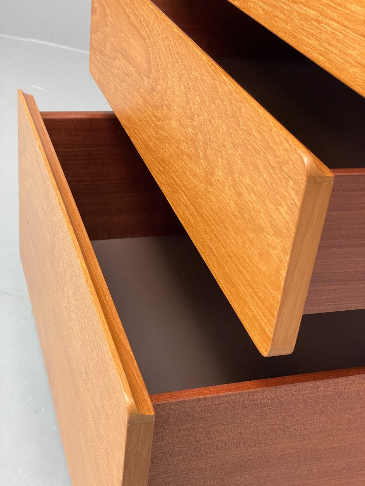 Vintage Chest Of Drawers Teak By Beaver & Tapley Retro 1980s EB11556 MWOO6