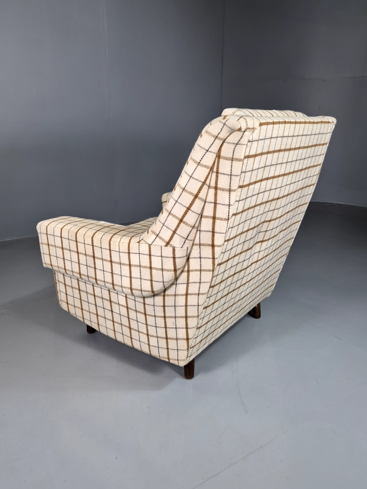 Vintage Danish Lounge Chair Cream Wool Checkered 1970s Retro MCM EB7381 MNOR - UKDK FURNITURE