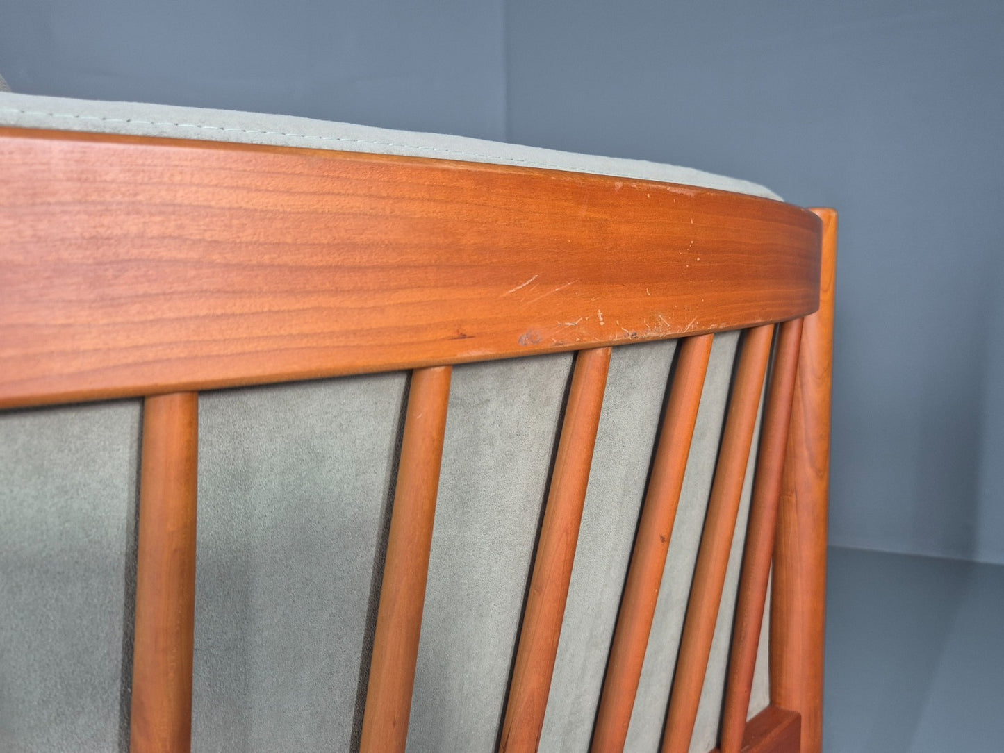 Vintage 2 Seat Settee Mid Century Danish Design Beech Wood Frame EB10508 M2SS11