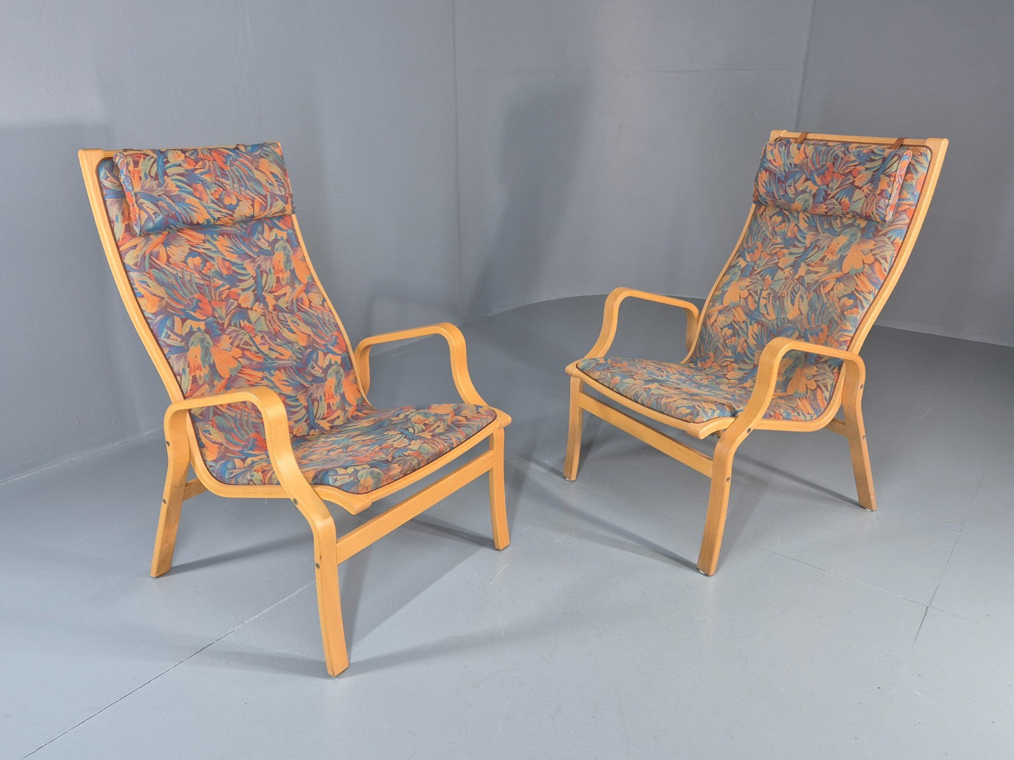 2 Vintage Bentwood Lounge Chairs Finn Ostergaard 1980s Retro MCM EB11338 MBEN15