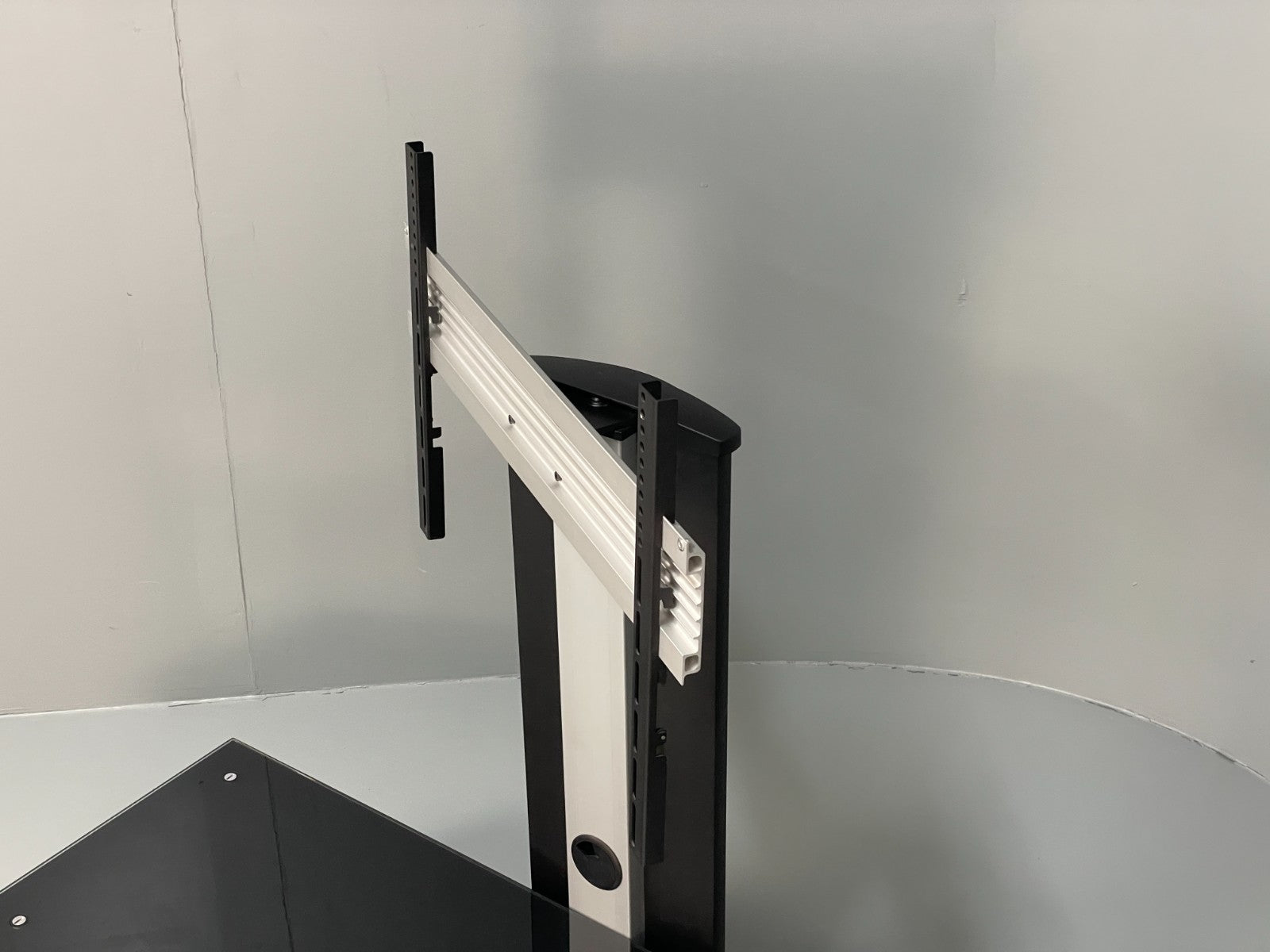 Media Unit TV Stand Modern Red & Black Adjustable TV Mount Drawers EB10951 MWOO9