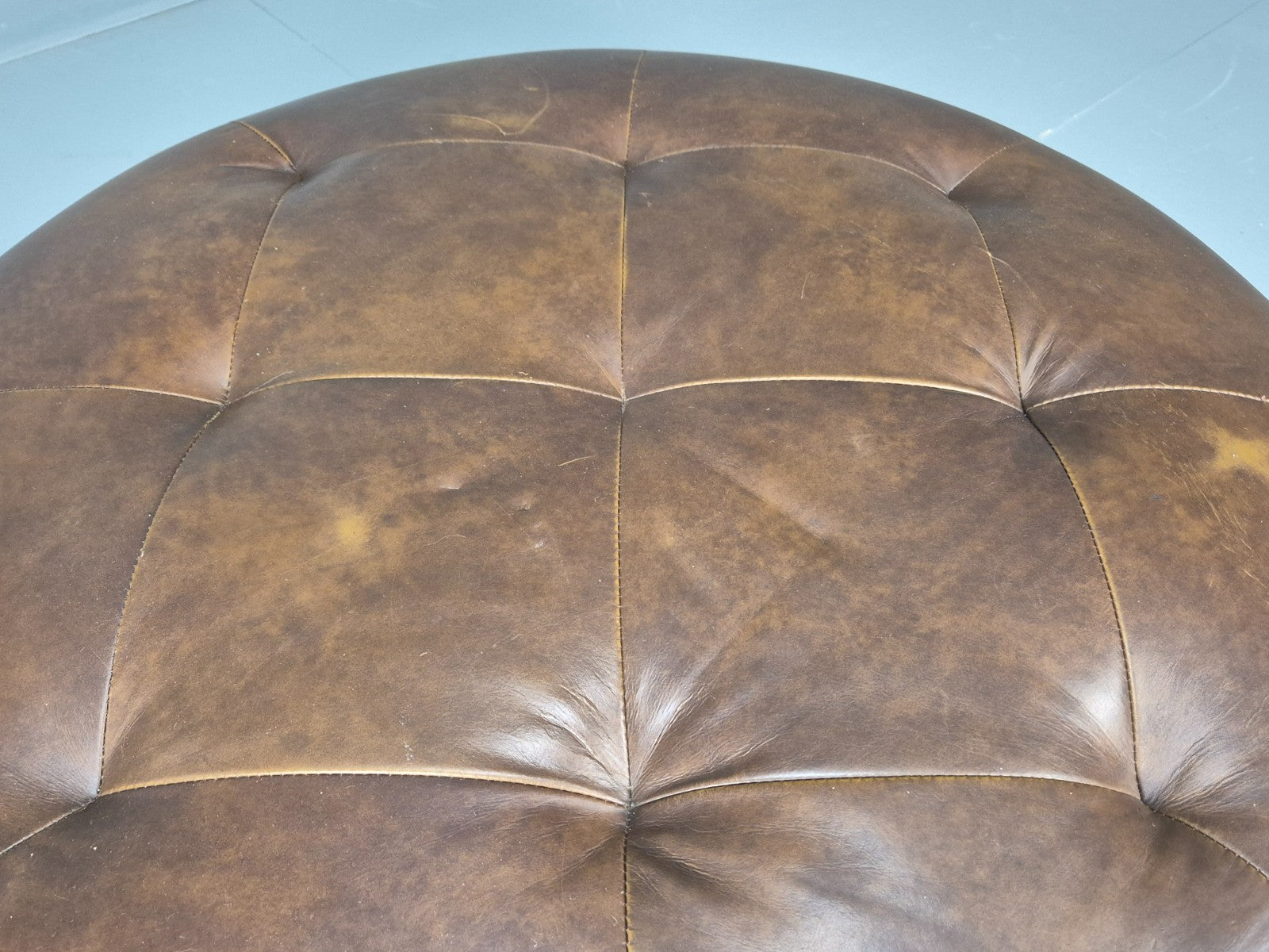 Extra Large`Vintage Footstool Circular Brown Leather Modern Retro EB10706 MFOO11