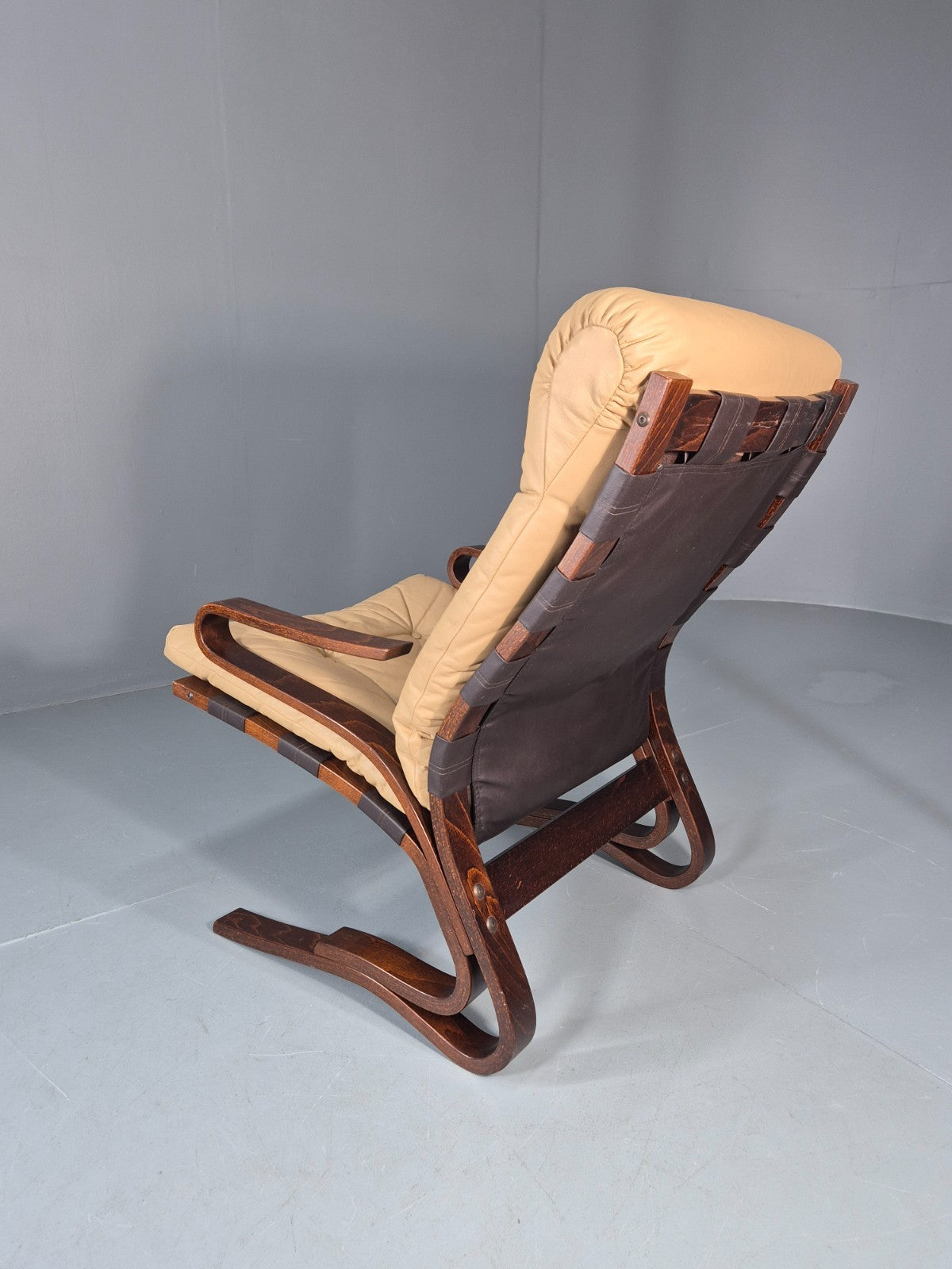 Vintage Leather Bentwood Armchair  Midcentury Norway Skyline Retro EB9912 MBEN8