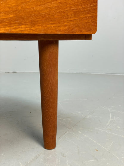 Vintage Teak Bedside Table With Drawer Beaver & Tapley 1970s Retro EB10681 MWOO13