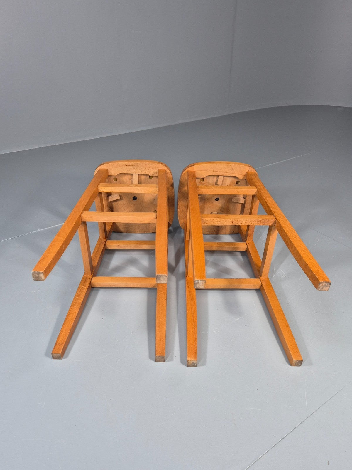 2 1960s Bar Stools Beech Frame Vinyl Tops Retro EB11435 MDIN7