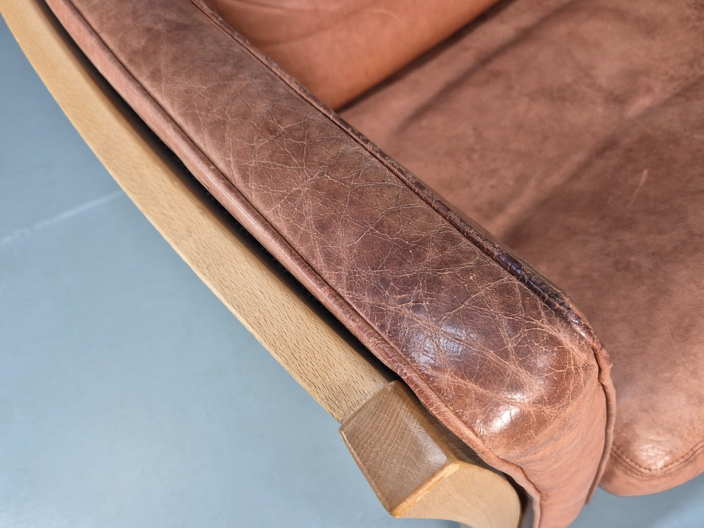 Mid Century Stouby Two Seater Settee Beech Ends Retro 1970s EB10097 M2SS15