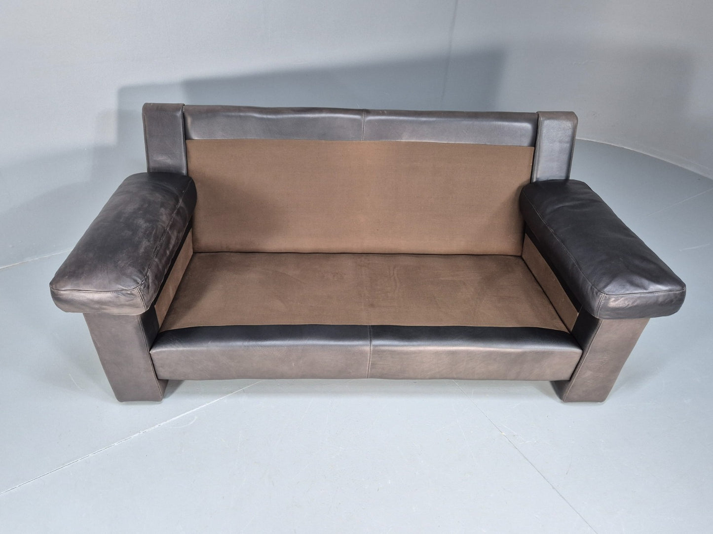 Vintage Two Seat Settee 1980s Danish Black Leather Retro EB10109 M2SS5