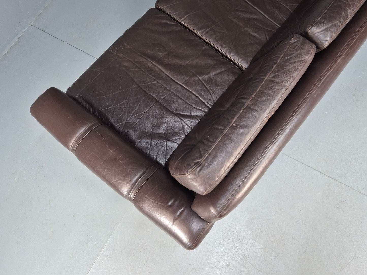 Vintage Danish 2 Seater Brown Leather 1970s Retro Danish MCM Buttoned EB09944