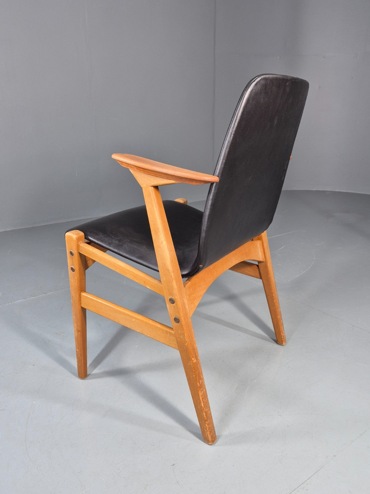 MIdCentury Desk Chair Sweden Teak Beech Vinyl 1960s Retro Svegards EB11071 MDIN