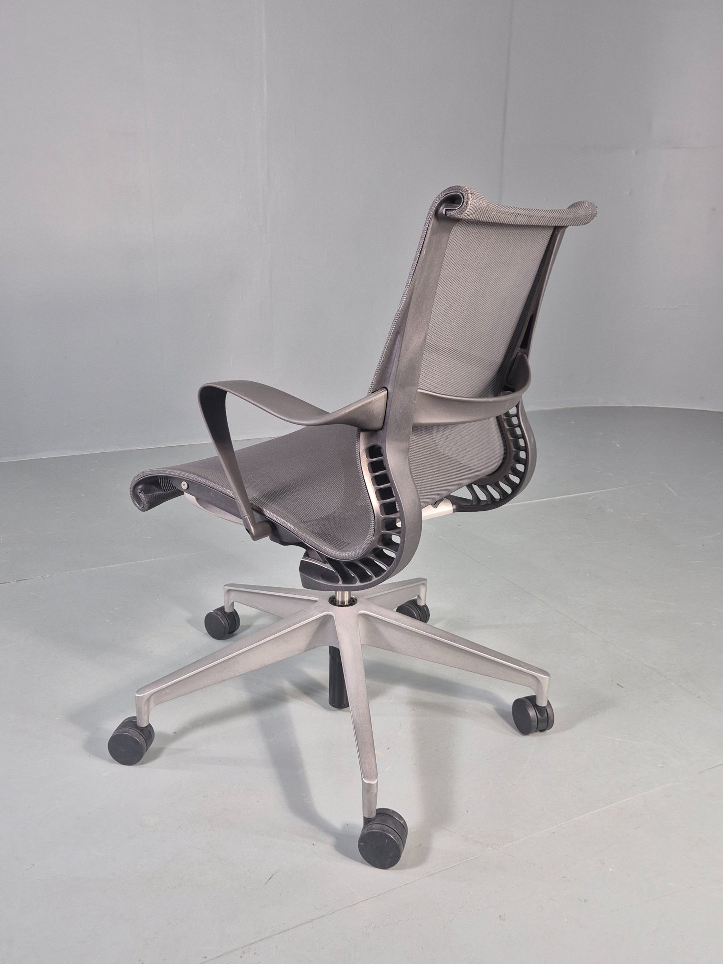 Herman Miller Setu Office Chair Modern design Quality Comfortable EB12571