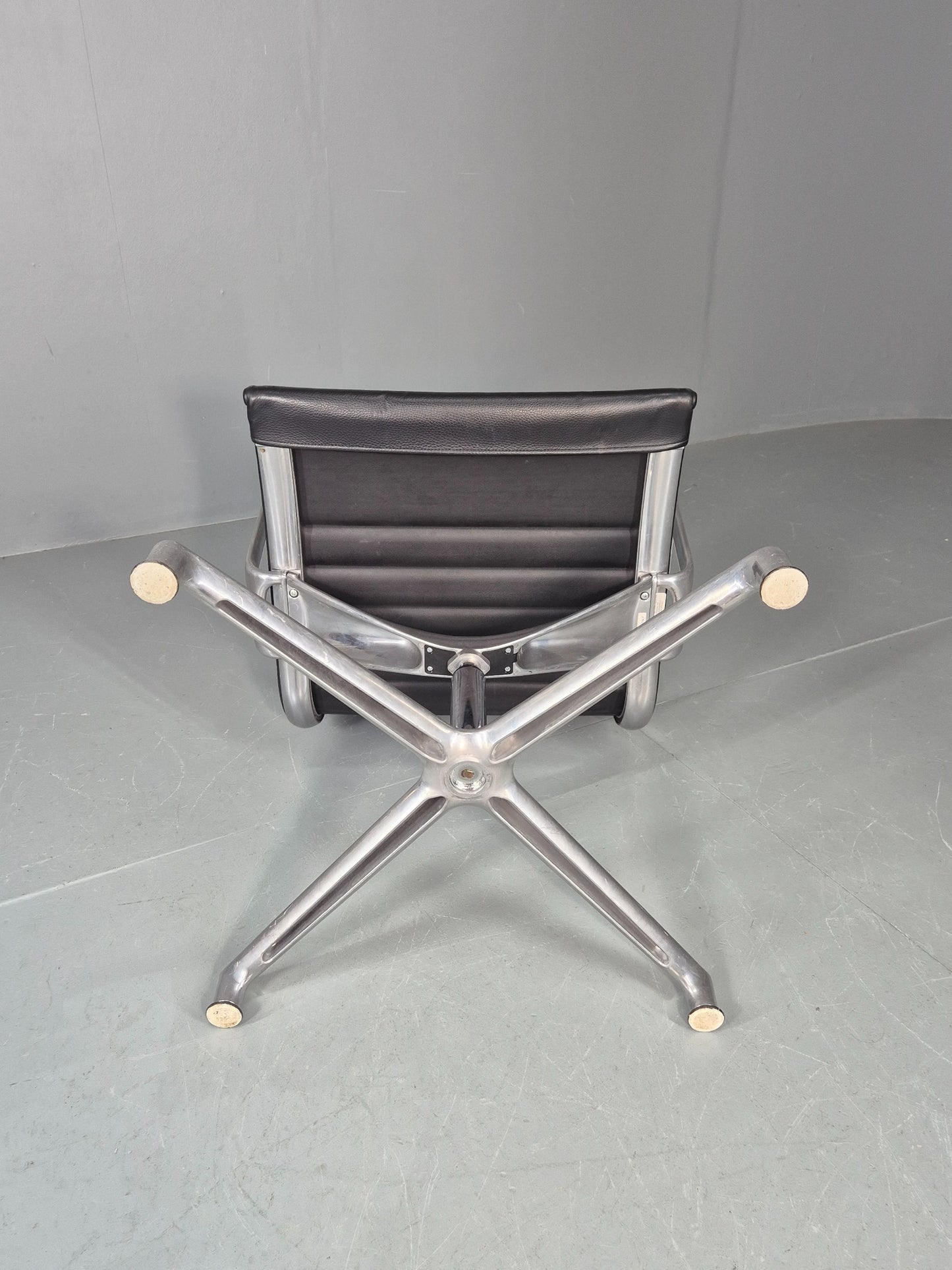 Vintage ICF Eames Style Office Chair Leather and Aluminium EB12242