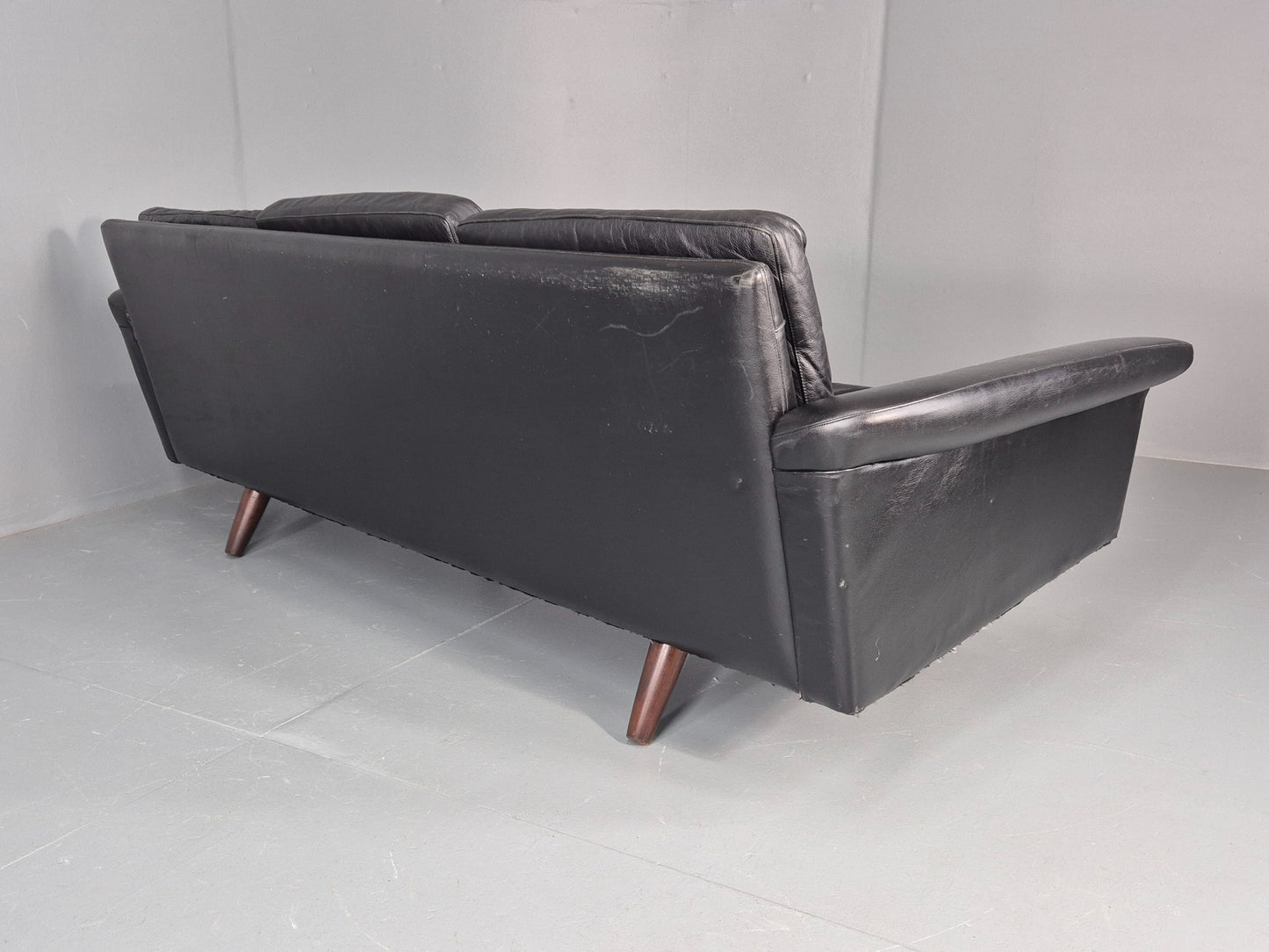 1960s 3-seater sofa Danish Design Black Leather Mid Century Retro Teak  EB10279