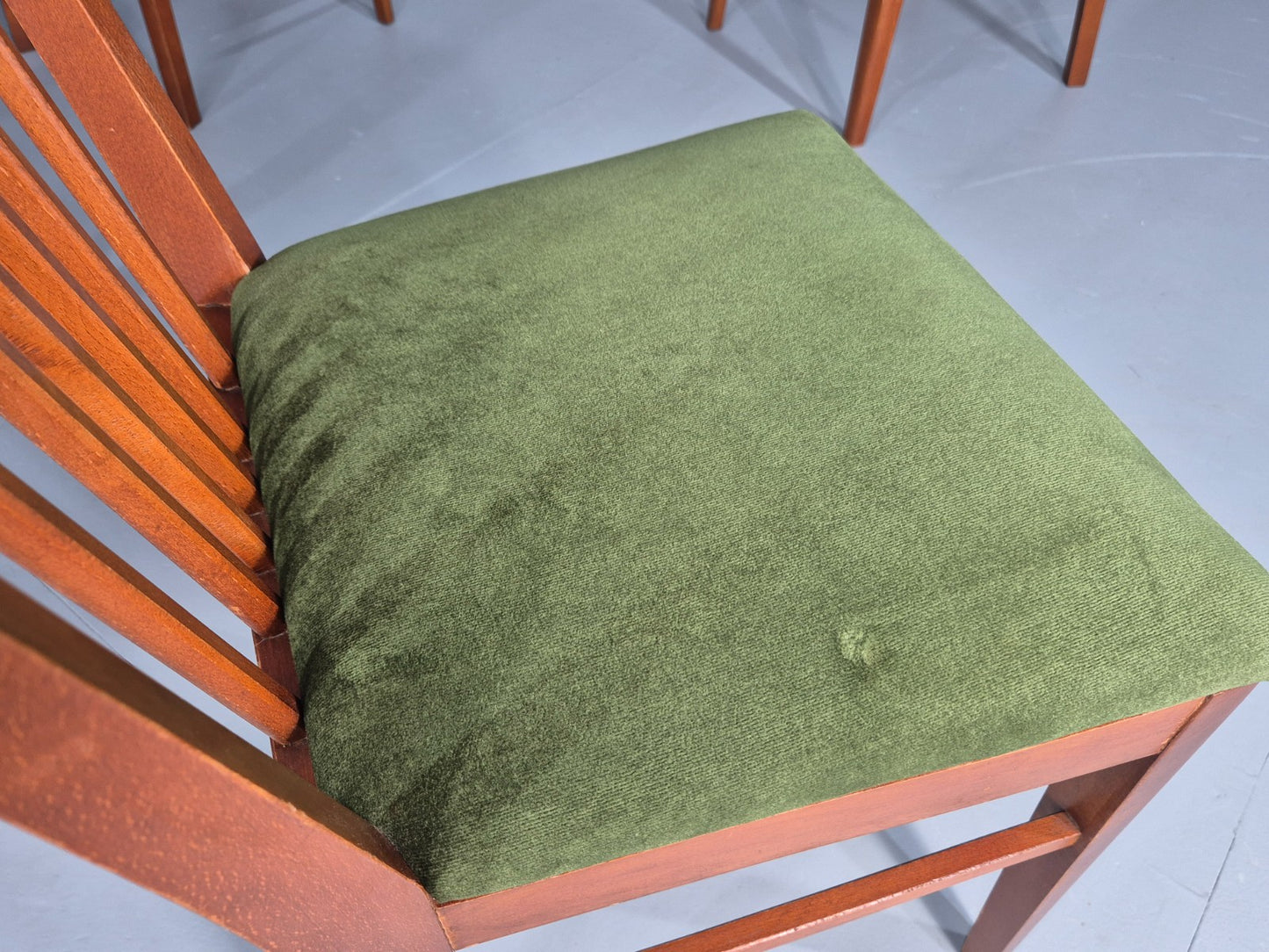 5 Vintage 1960s Dining Chairs Beech Wood frames Green Velvet Seats Retro EB12184