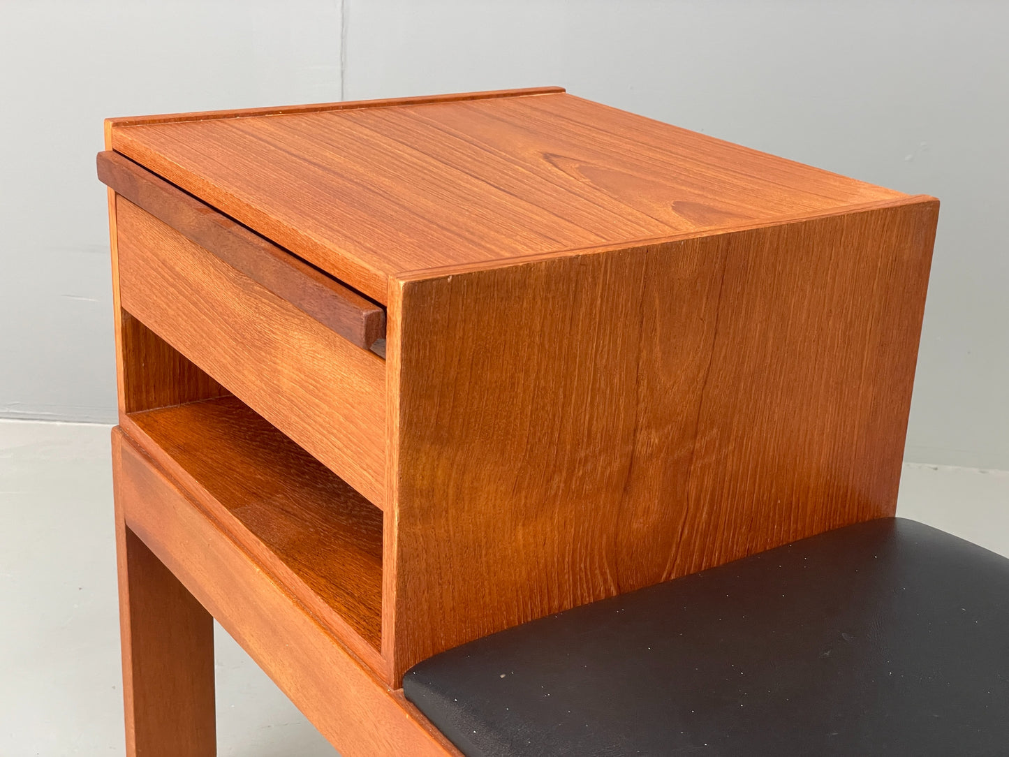 Vintage Teak Telephone Table By Chippy Heath 1960s Mid Century Drawers EB12495