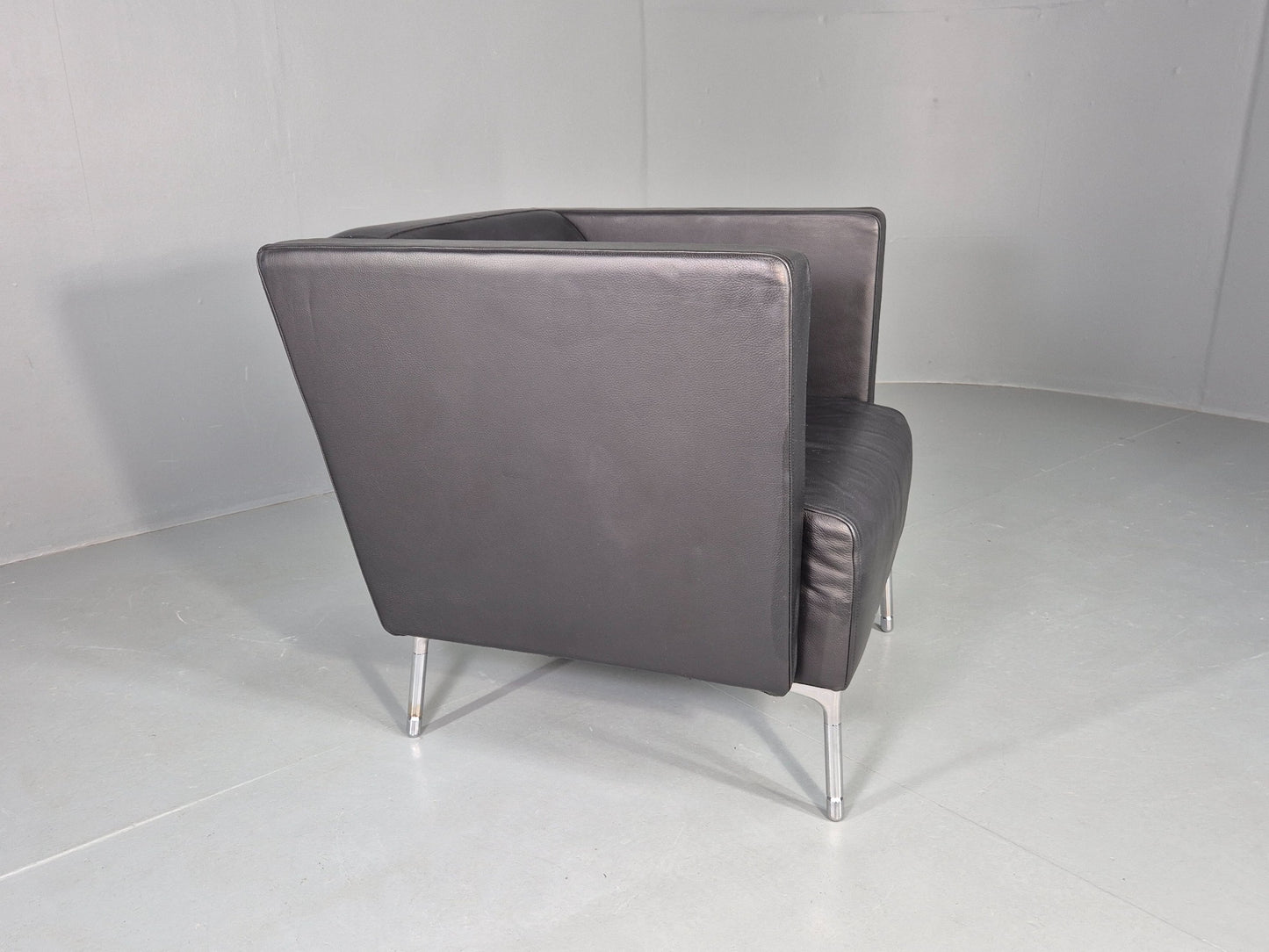 Vintage Leather Armchair Chrome Base Modern Design Orangebox Dee-01 EB12568