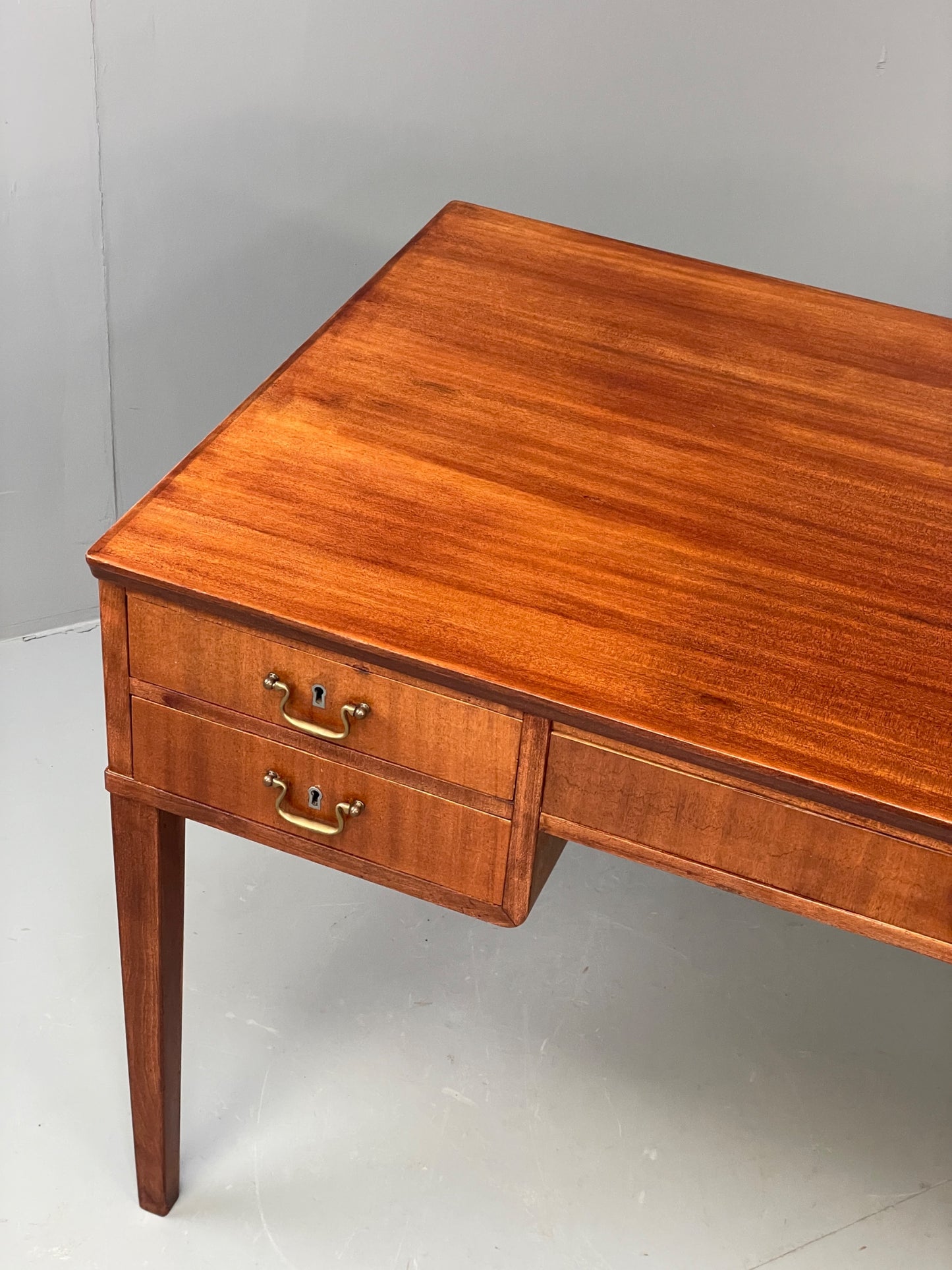 Vintage 1950s Mahogany Desk Mid Century Danish Drawers Brass EB10820