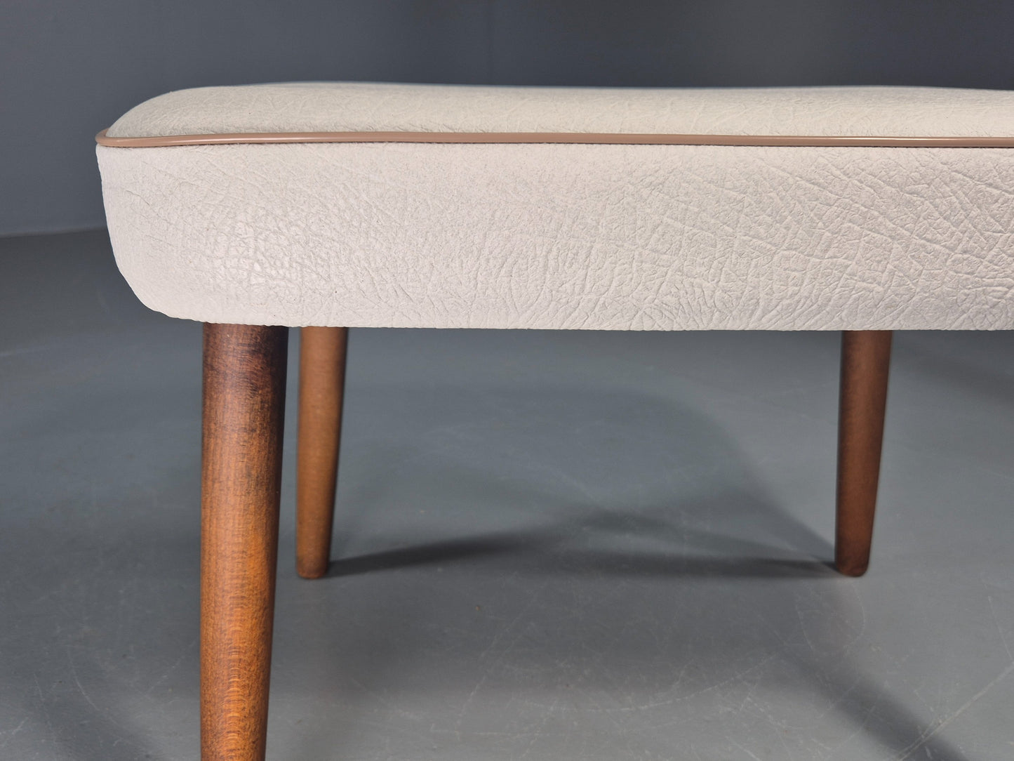 Vintage Mid Century Footstool Danish Cream Vinyl Retro 1960s EB12054
