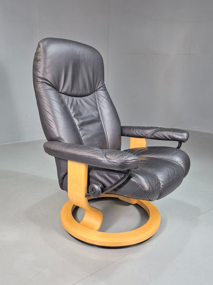 Vintage Stressless Ekornes Swivel and Recline Chair Black Leather Blonde EB07415