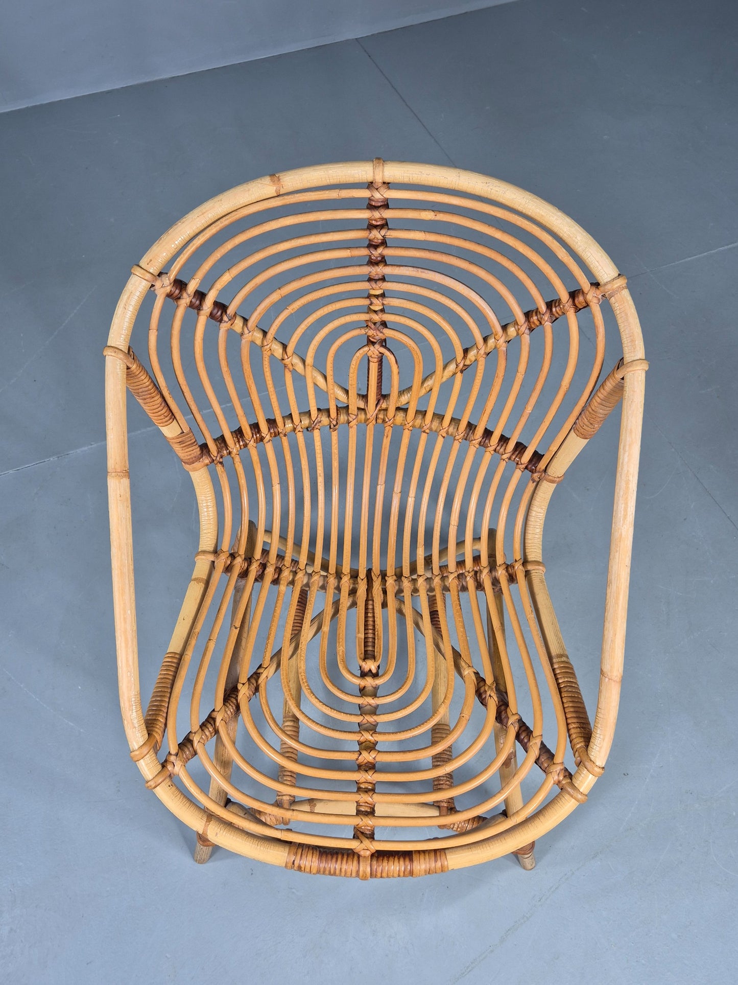Vintage 1970s Cane work Lounge Chair Stylish Quality Retro EB11601