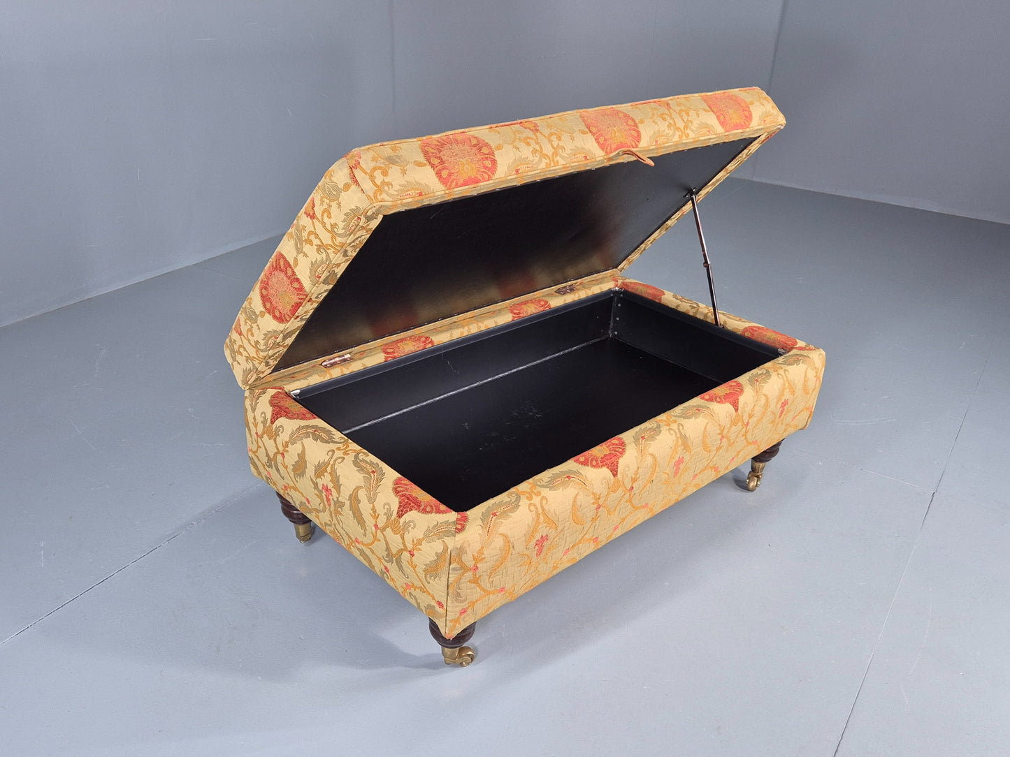 Vintage Antique Style Footstool Ottoman Classical Style Modern  EB12476