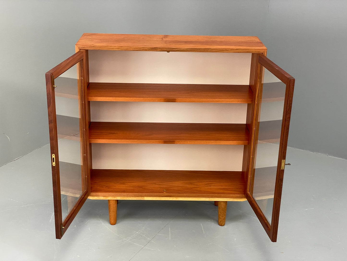 Vintage 1960s Teak Bookcase Glazed Retro Shelving Adjustable Mid Century EB11975