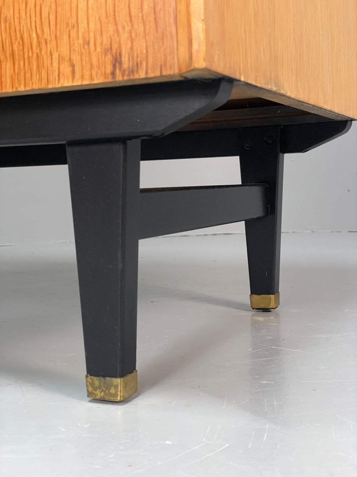 Vintage Chest Of Drawers By Limelight 1960s Oak Veneer Black Mid Century EB13119