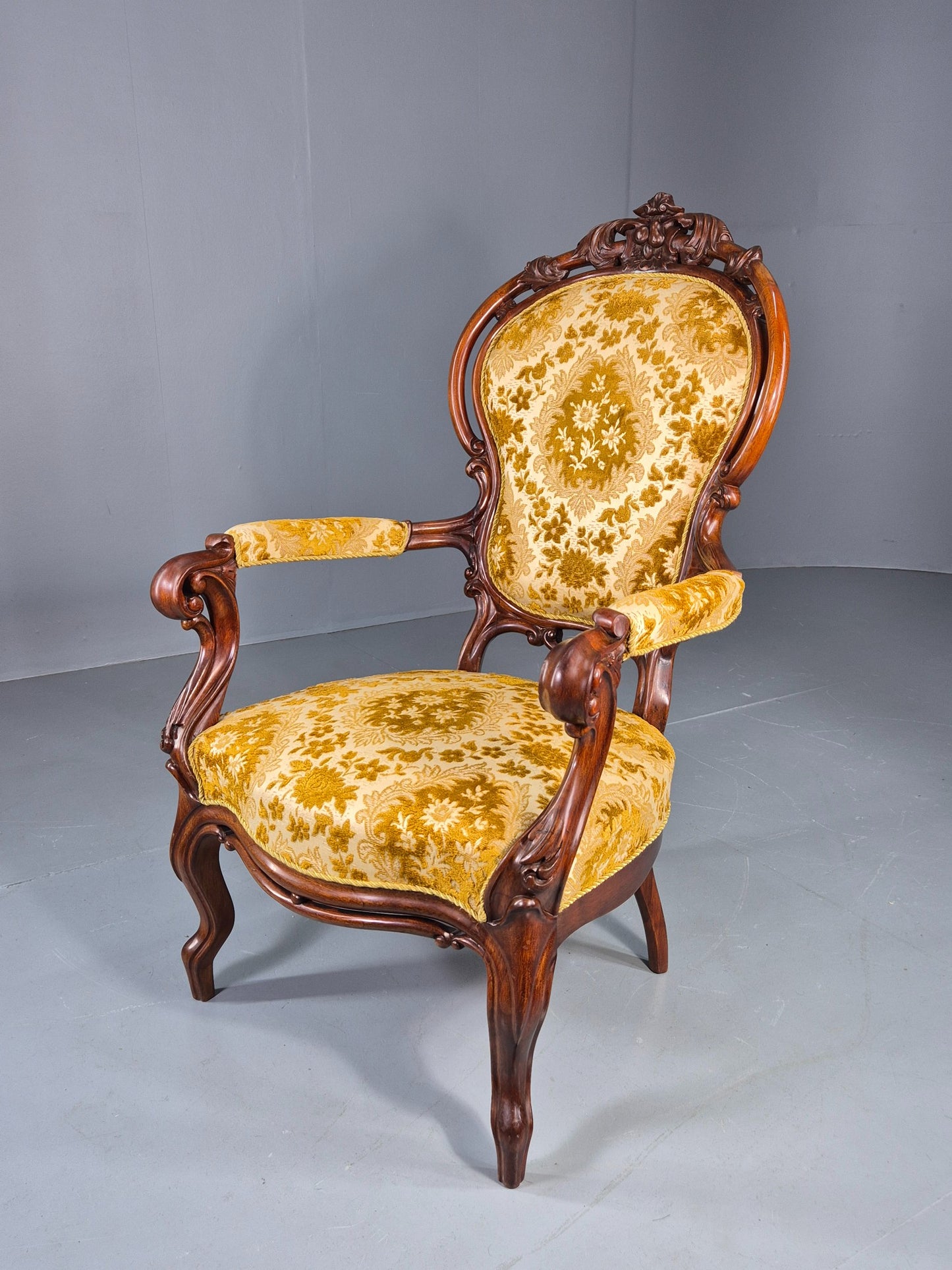 Antique Baroque Revival Arm Chair Carved Frame Gold Moquette Upholstery EB12740
