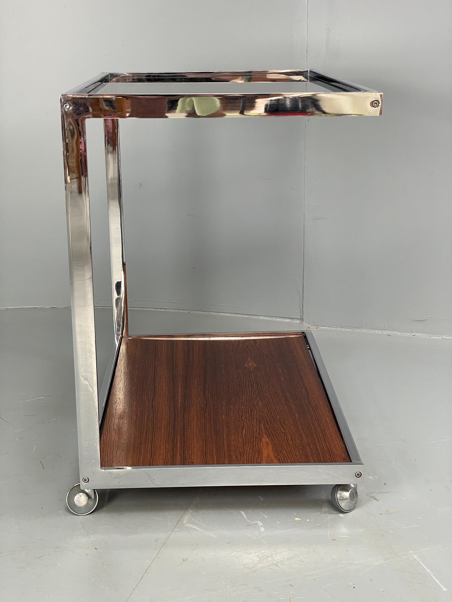 Vintage Chrome Serving Trolley By Howard Miller MDA 1970s Retro Glass EB12500