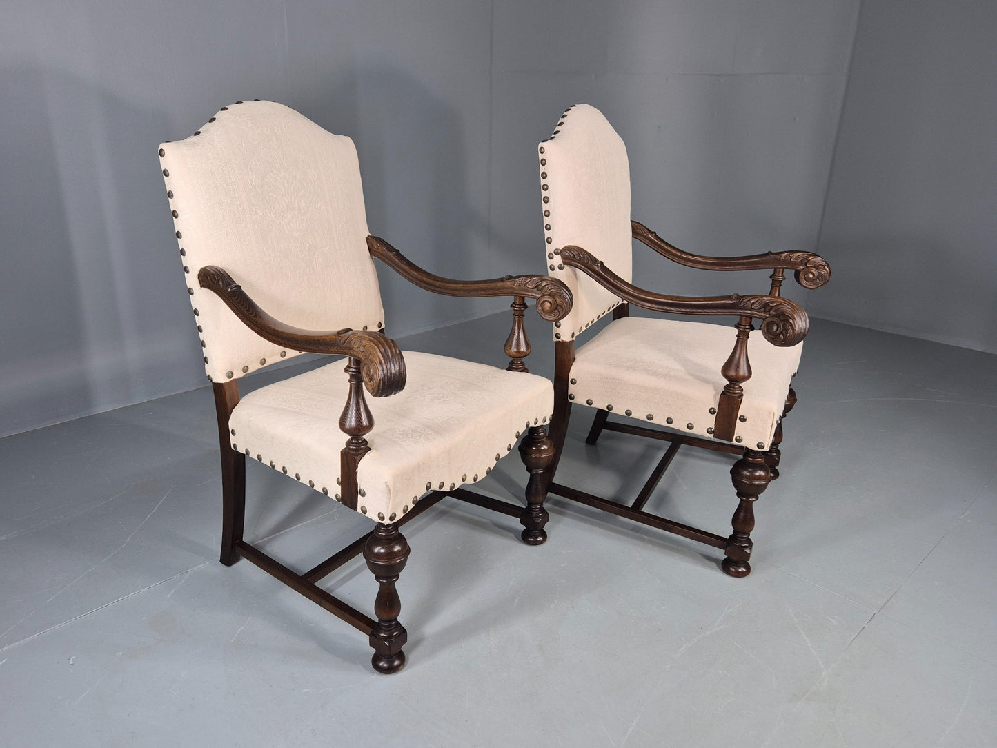 2 Vintage Carolean Style Oak Armchairs 1950s Danish Repro Quality Eb12641