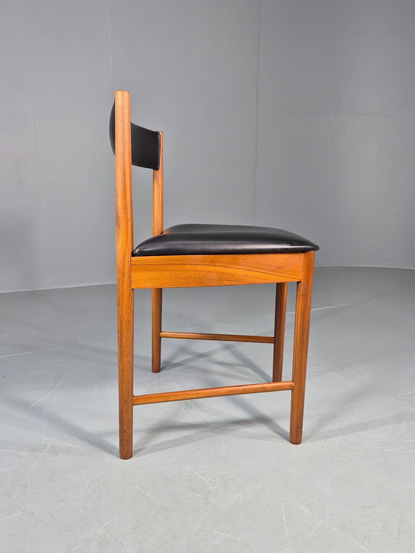 Vintage McIntosh Single Dining Chair Teak Vinyl Roundette Model Retro EB12180