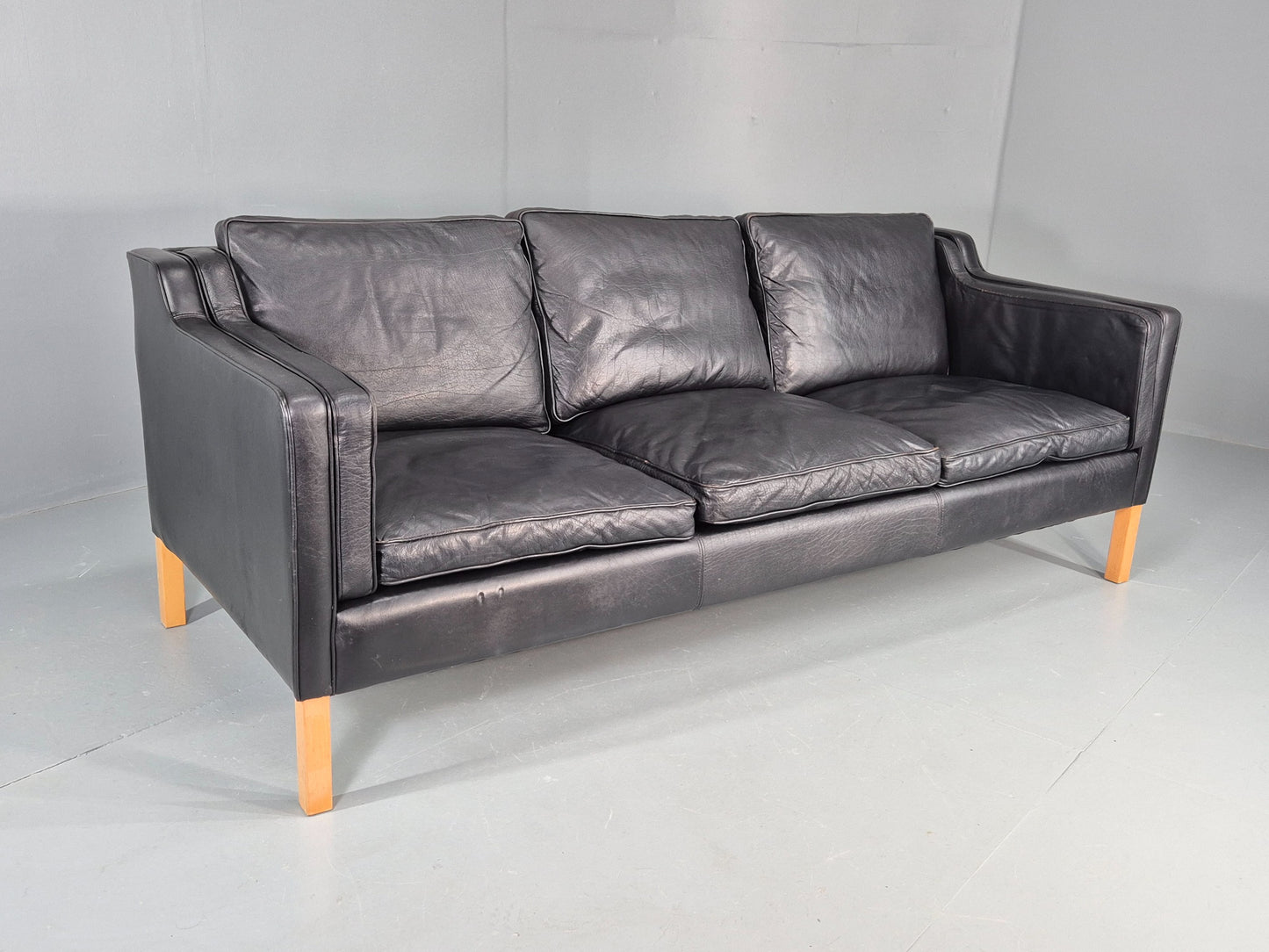 Vintage 3 Seater Sofa Danish Black Leather 1980s Retro MCM Quality EB12434