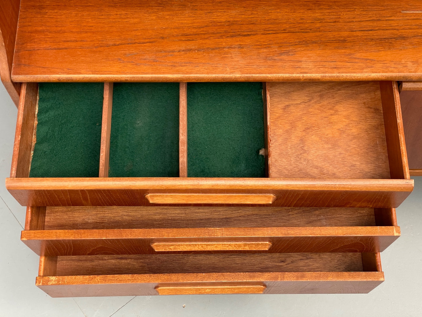Vintage McIntosh Teak Highboard Wall Unit Shelving 1970s Retro Drawers EB12290