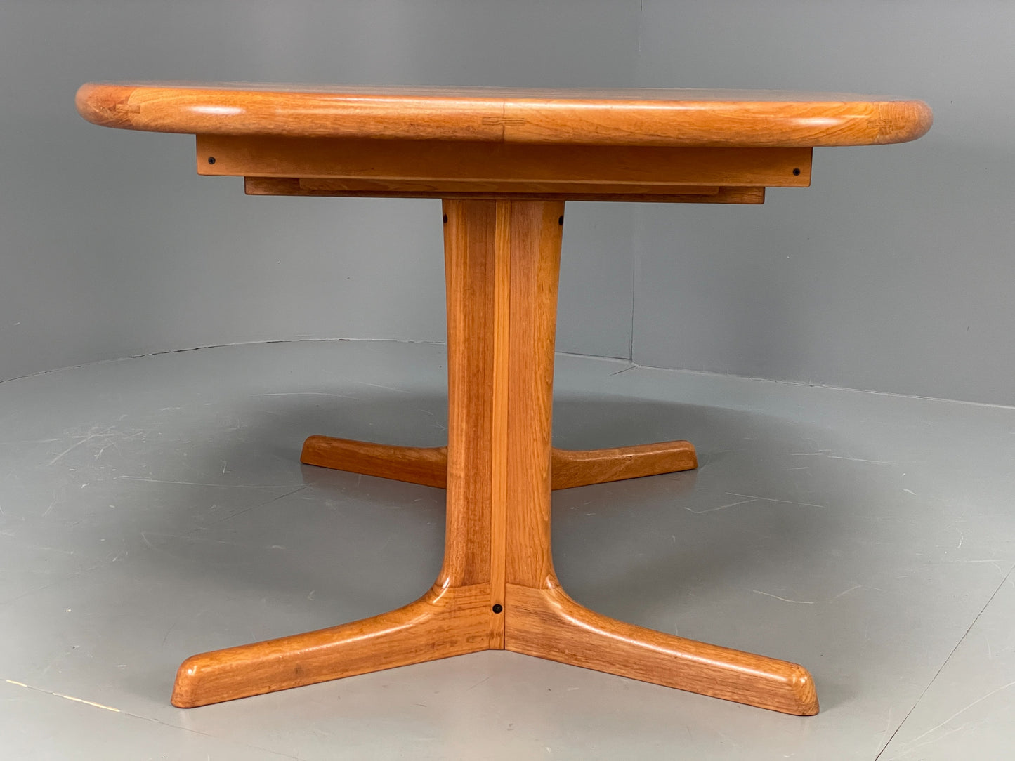 Vintage Teak Dining Table Dyrlund Extending Danish Teak EB12059