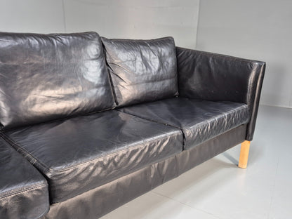 Vintage 3 Seater Sofa Black Leather and Vinyl 1980s Retro EB08616