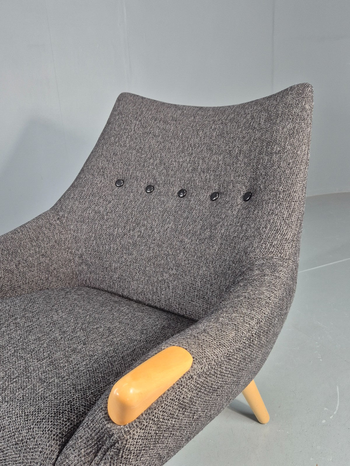 Vintage Mama Bear Matzform Lounge Chair Grey Beech Danish Modern Design EB12314
