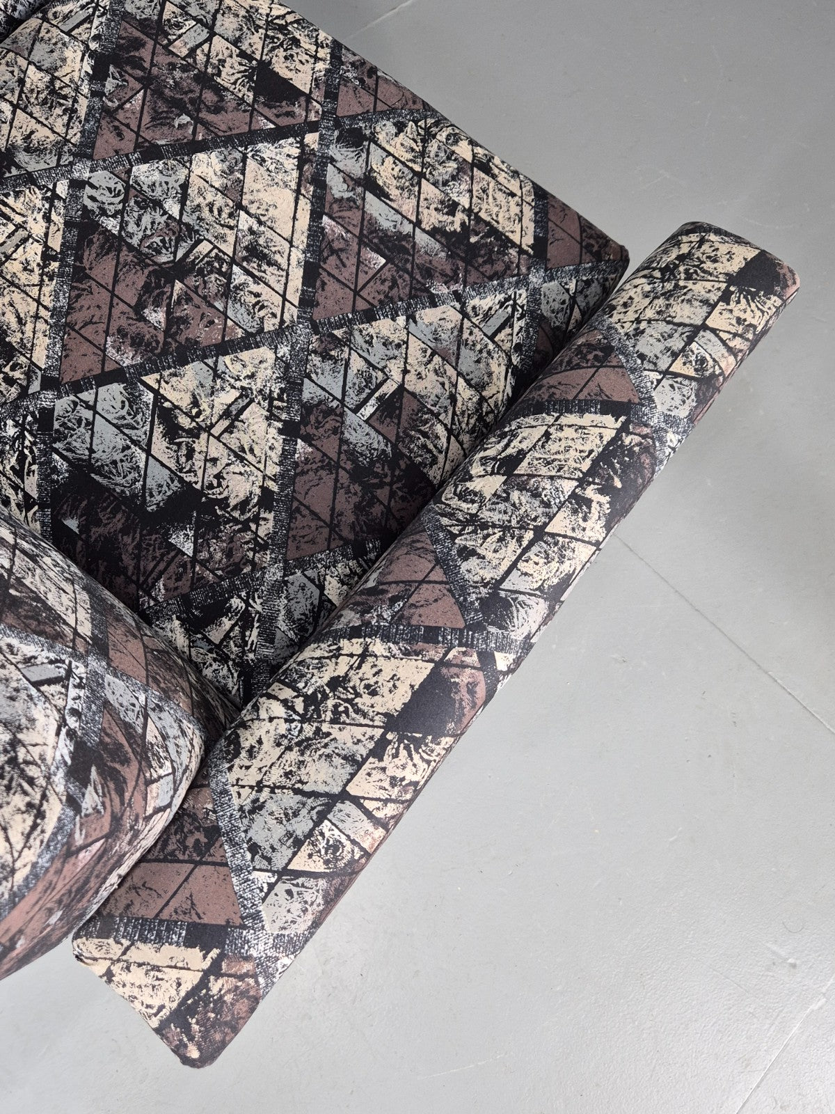 Vintage Midcentury Modern lounge Chair Swedish Design Abstract Pattern EB11100