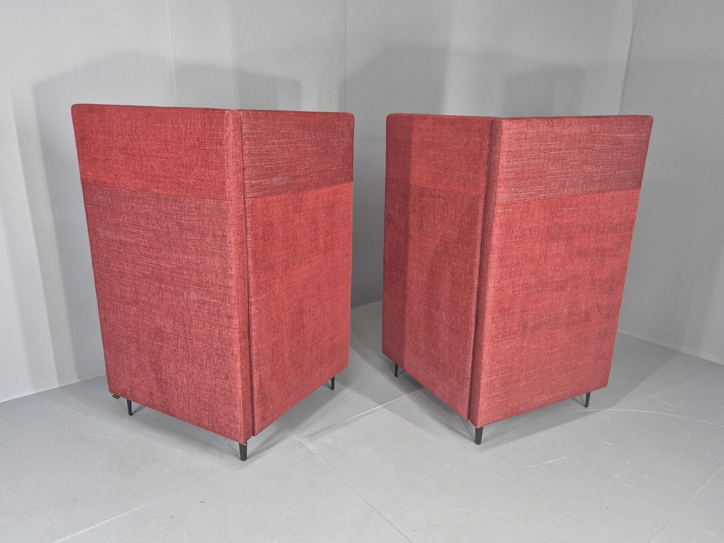 Vintage Moventi Booth sofa Red and Cream Quality Modern Design EB12576