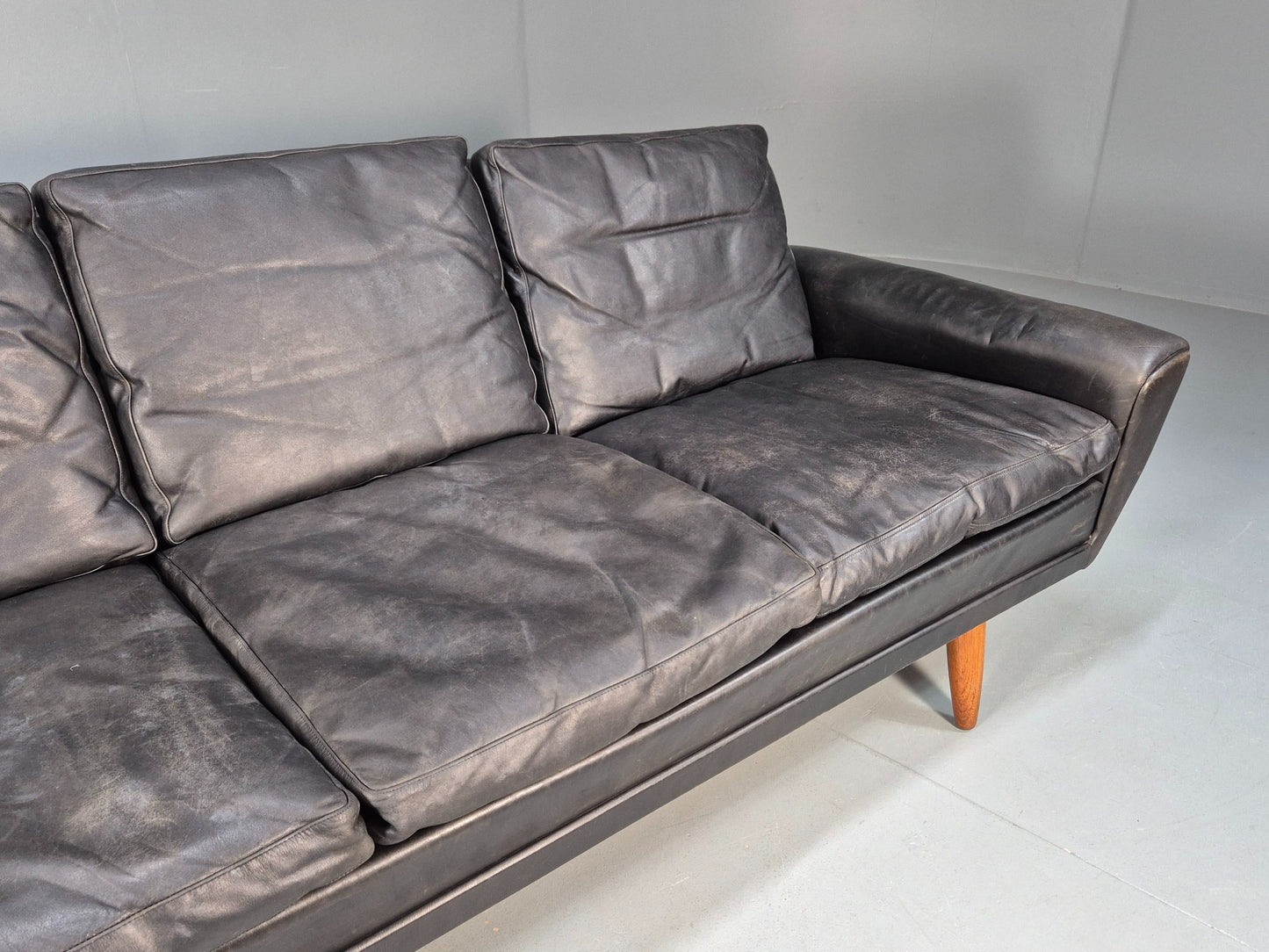 Vintage 3 Seater Black Leather Sofa 1960s Danish Thams Retro MCM EB09926