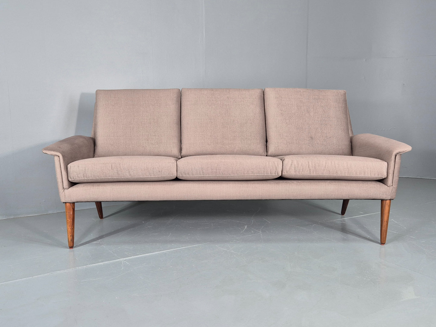 Vintage Mid Century Sofa Folke Ohlsson for Fritz Hansen New Upholstery EB12394