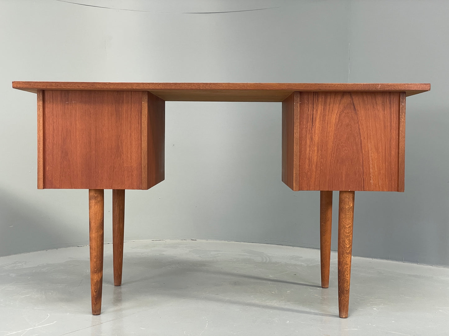 Vintage Danish Teak Desk Mid Century Retro Drawers Beech Legs EB12334