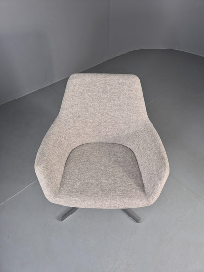 Vintage Swivel Tub Chair Hitch Mylius Modern Design Retro Cream EB12841