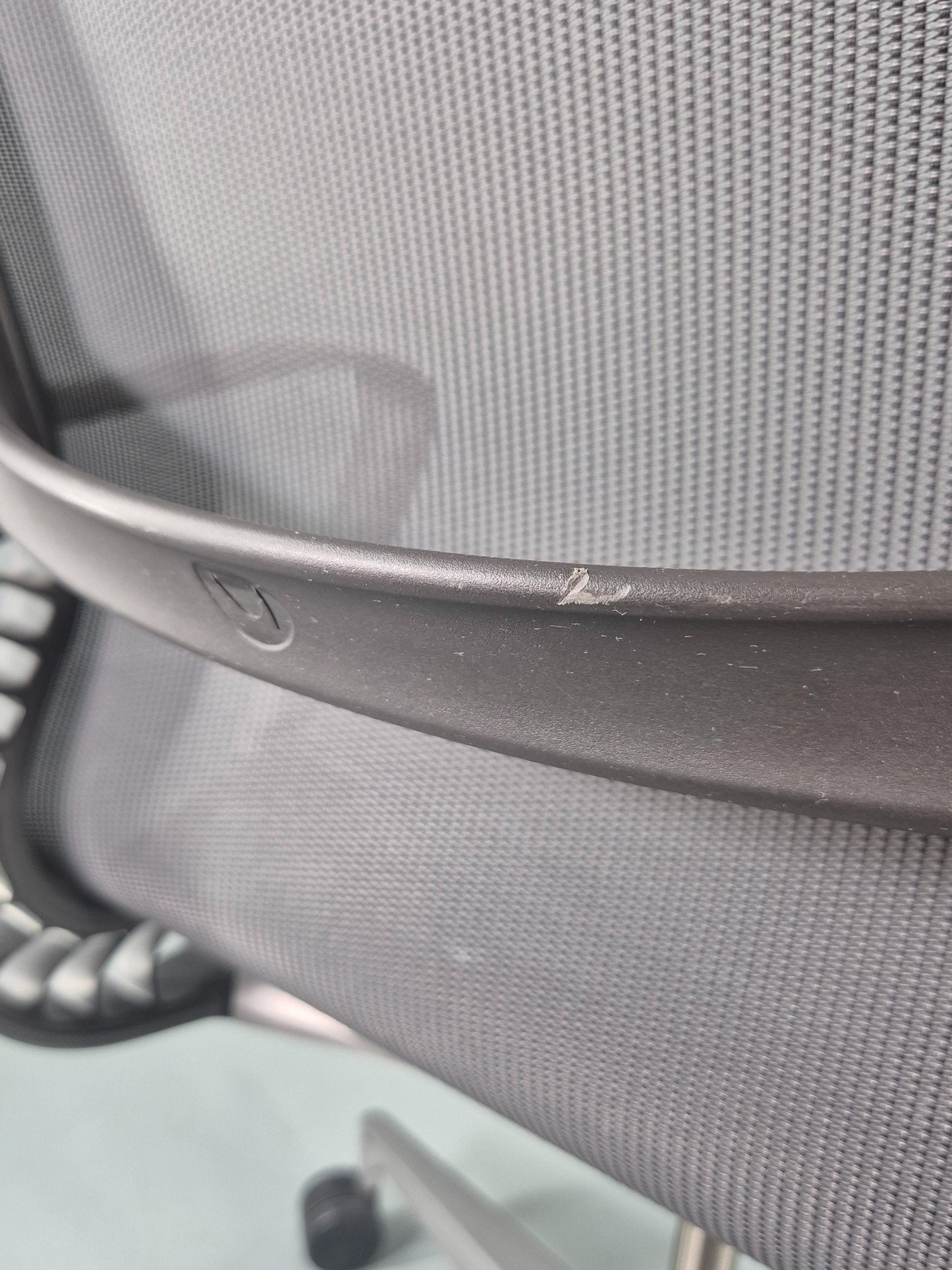 Herman Miller Setu Office Chair Modern design Quality Comfortable EB12573