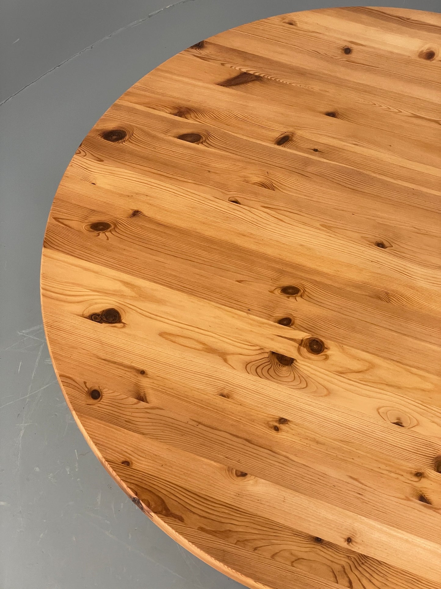 Vintage Pine Coffee Table Round Solid 1970s Wilhelmsson Style Swedish EB10823