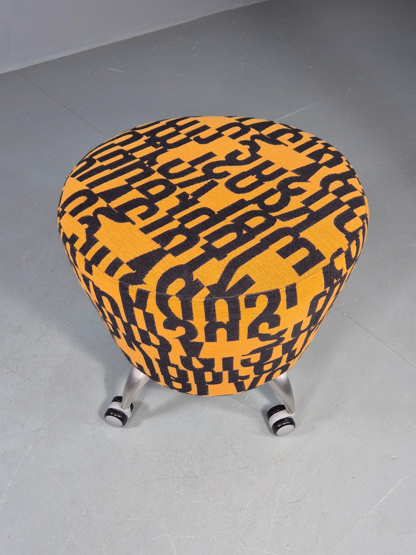 Vintage Orange Box Point Stool Wheely Fun Office Stools EB12236